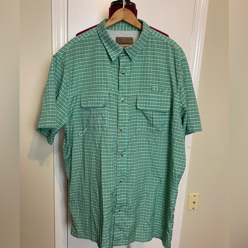 NWOT BIG SKY Outfitters Men’s Plaid Button Up Short Sleeves Shirt